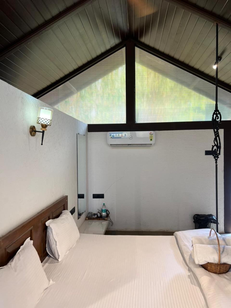 La Moire Resort Ambegaon Экстерьер фото