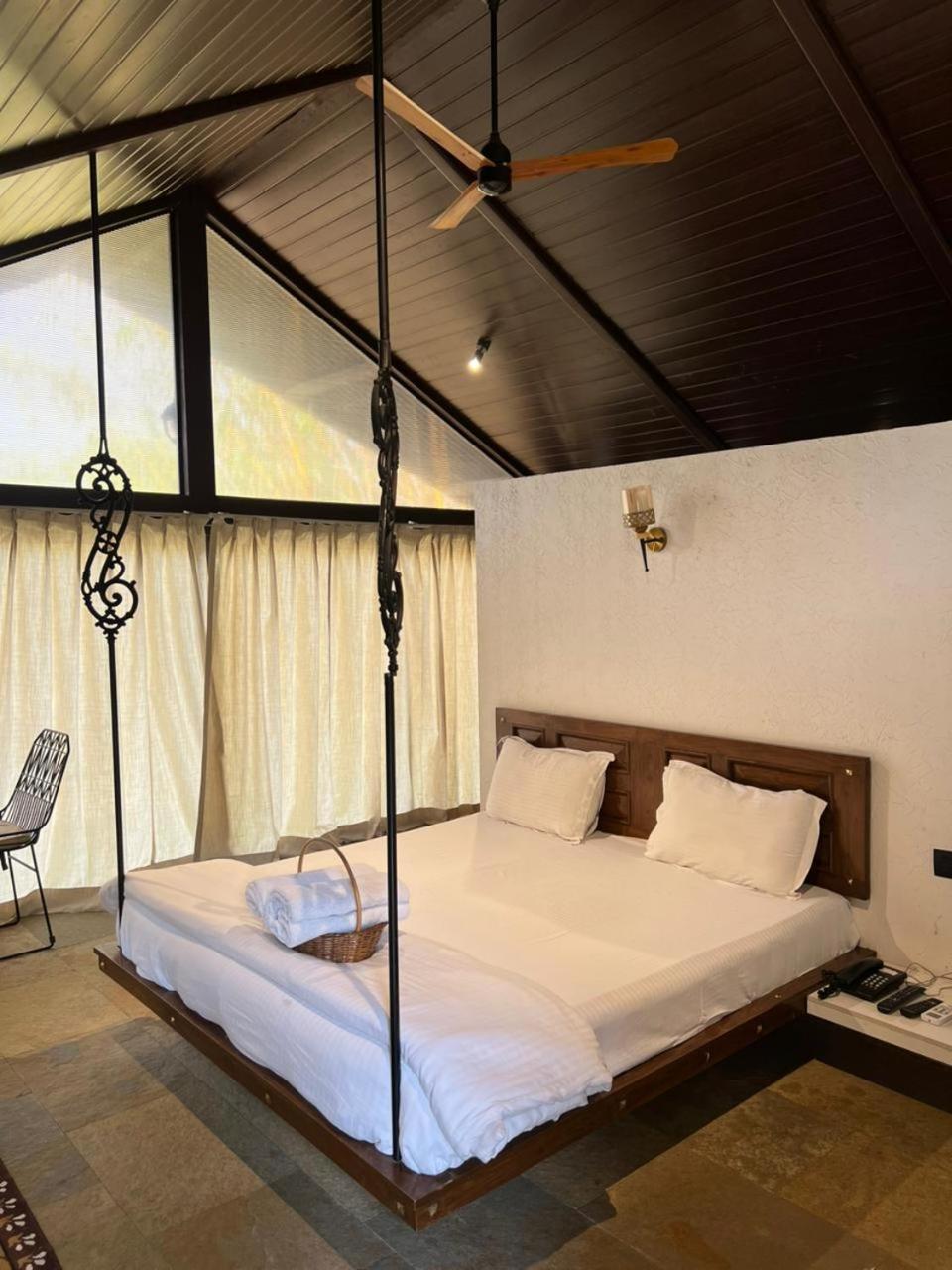 La Moire Resort Ambegaon Экстерьер фото